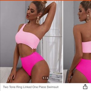 Two toned ring linked one piece swim